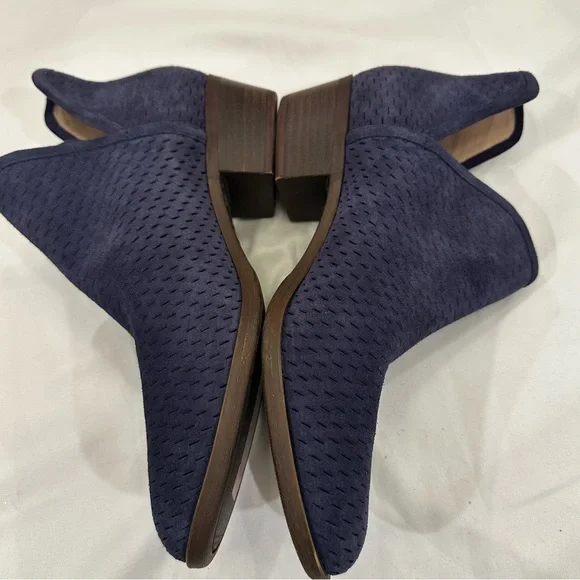 Lucky Brand Womens Baley Navy Suede Booties Shoes 8.5 Medium - Picture 8 of 12